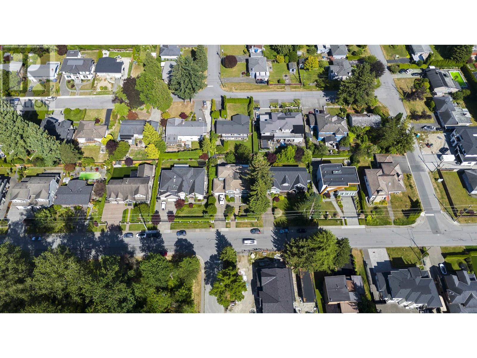 Photo 37 of 3550 Phillips Avenue, Burnaby BC