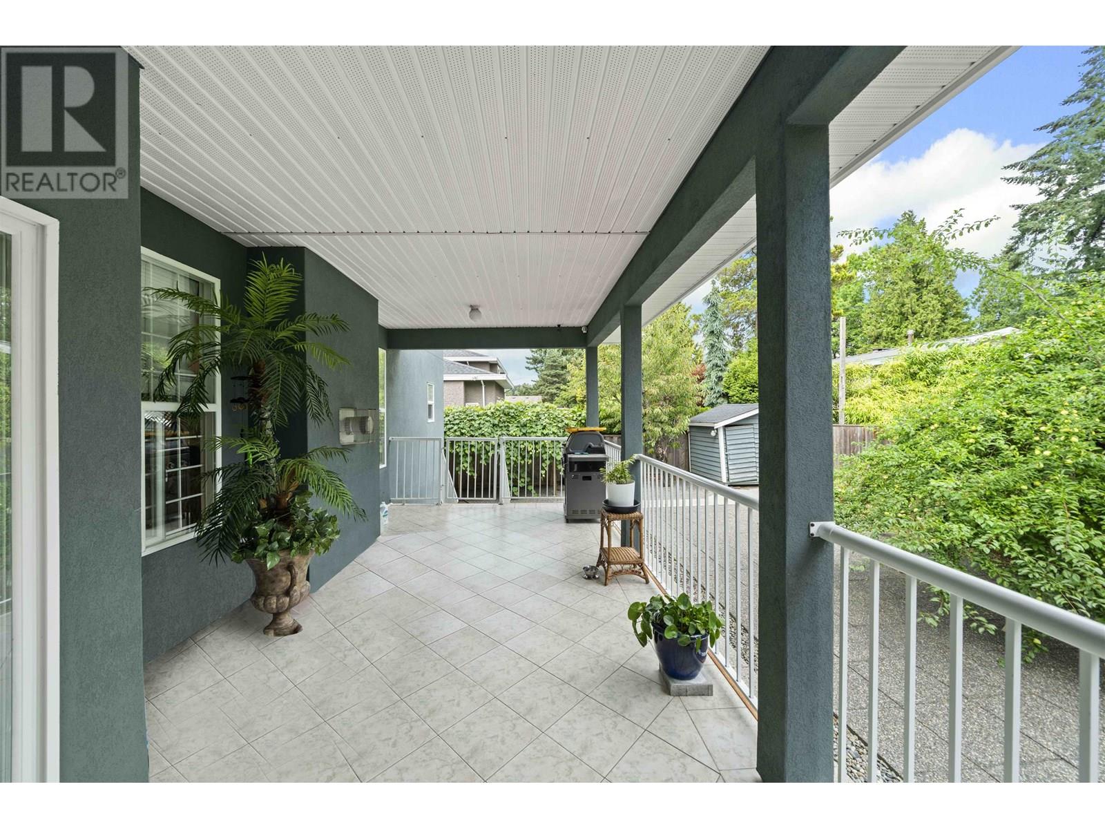 Photo 33 of 3550 Phillips Avenue, Burnaby BC