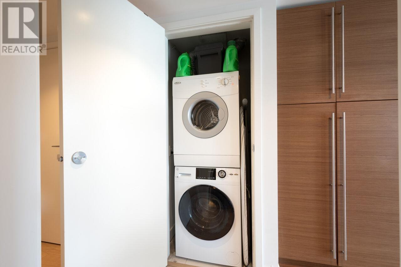 Photo 21 of 408 1635 W 3rd Avenue, Vancouver BC