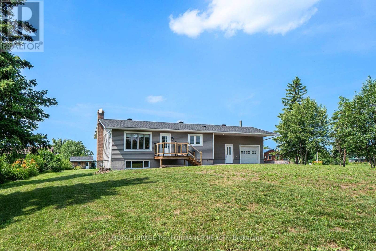 Stunning lot with spectacular views