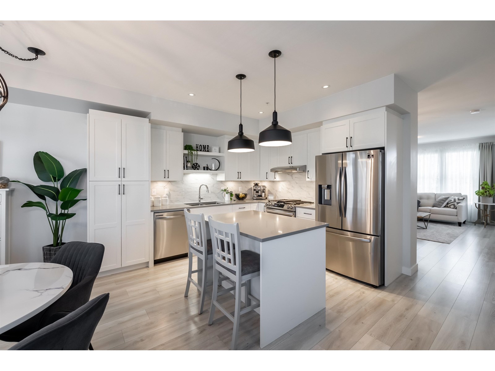Photo 10 of 20267 82 B Avenue, Langley BC