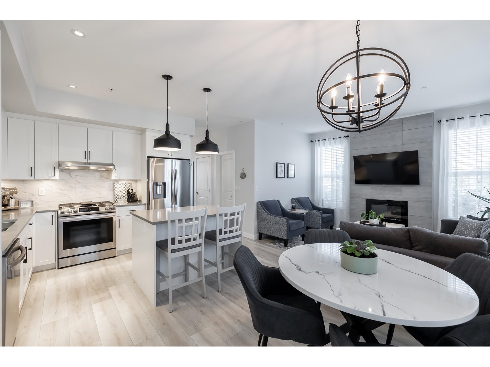 Photo 13 of 20267 82 B Avenue, Langley BC