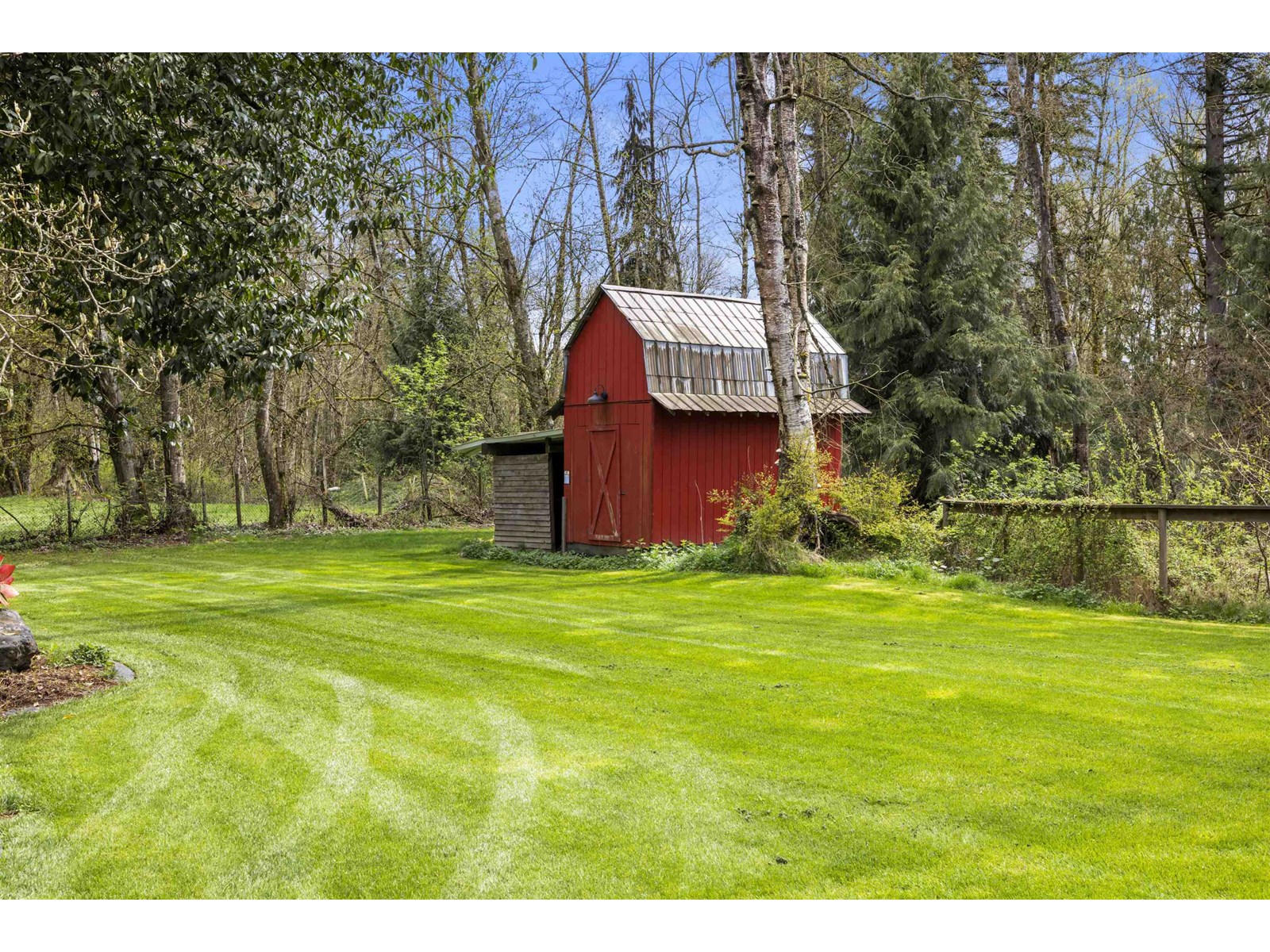 Photo 13 of 27720 Joanita Place, Abbotsford BC