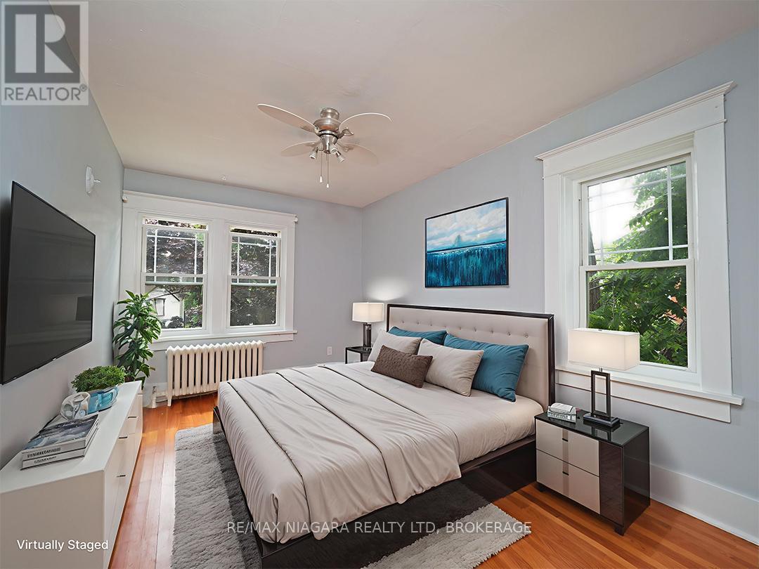 Photo 4 of 265 Clarence Street, Port Colborne ON