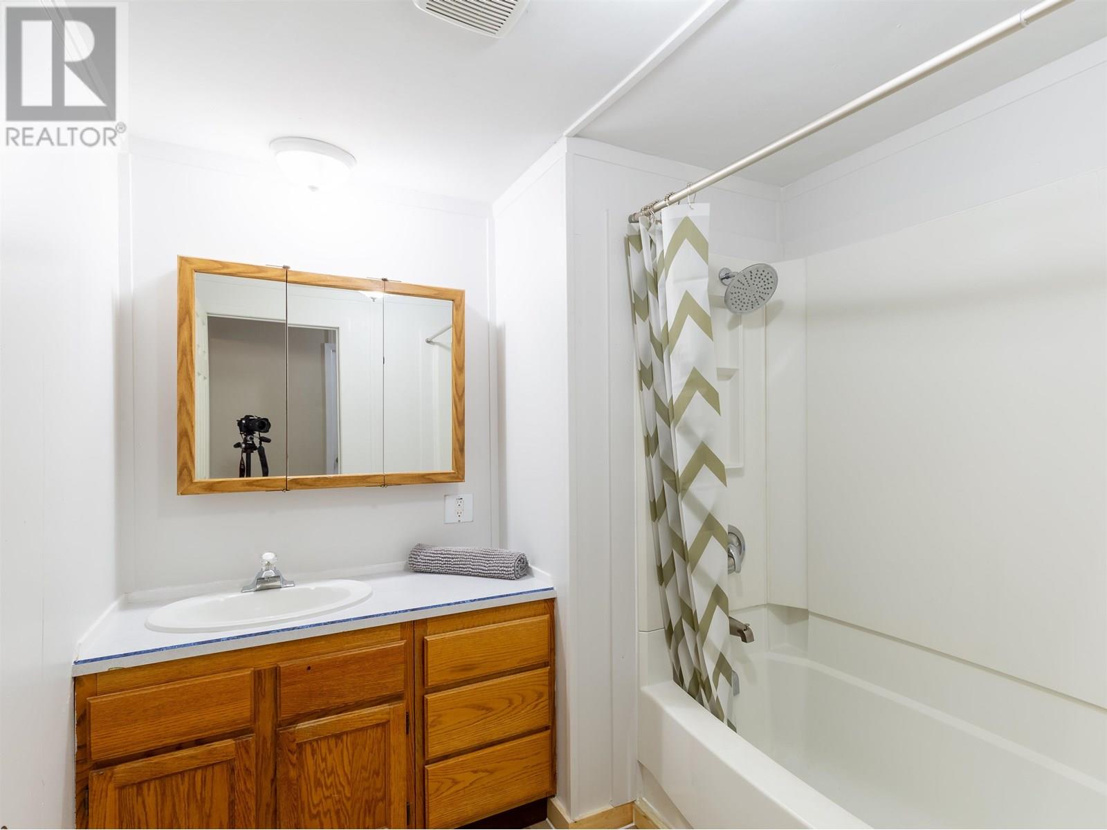 #81-4430 16 Highway, Smithers