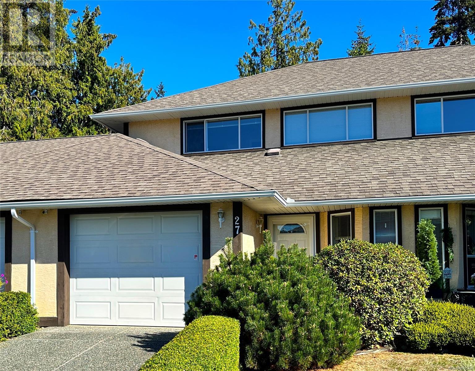 Photo 21 of 27 454 Morison Ave, Parksville BC