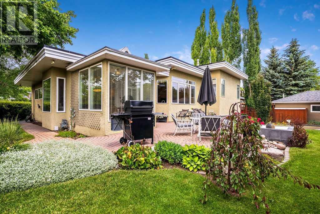 Single Family House Bungalow for Sale in   Avenue NE Renfrew Calgary 