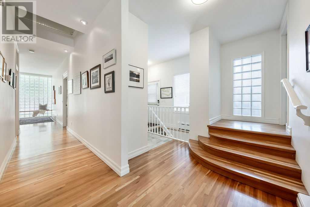 Single Family House Bungalow for Sale in   Avenue NE Renfrew Calgary 