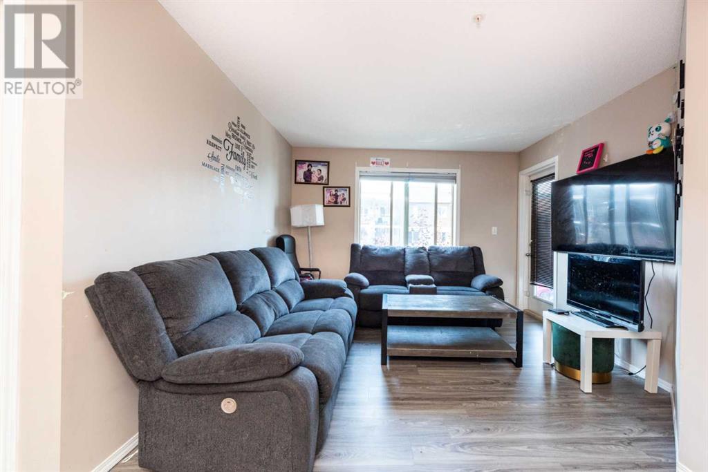 Photo 12 of 307 7130 80 Avenue Ne, Calgary AB