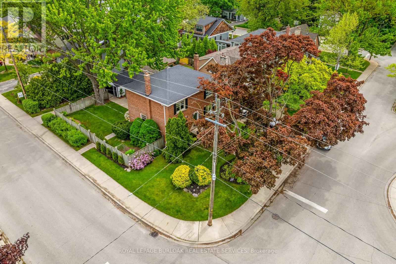 Photo 38 of 605 Emerald Street, Burlington ON