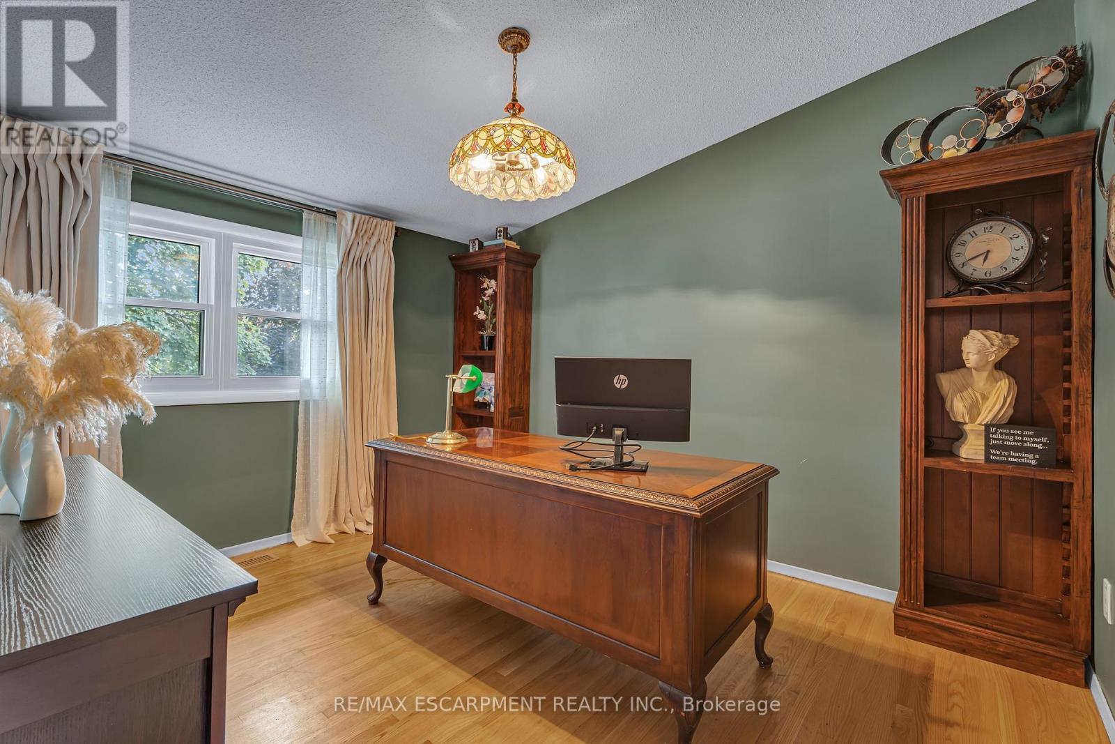 Photo 11 of 316 Fennell Avenue, Hamilton ON