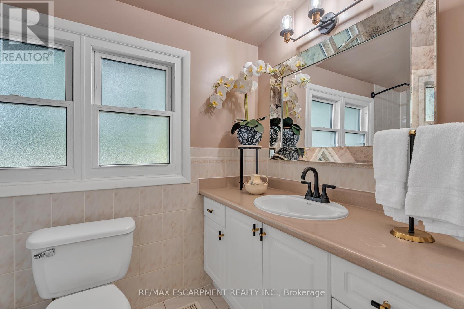Photo 46 of 316 Fennell Avenue, Hamilton ON