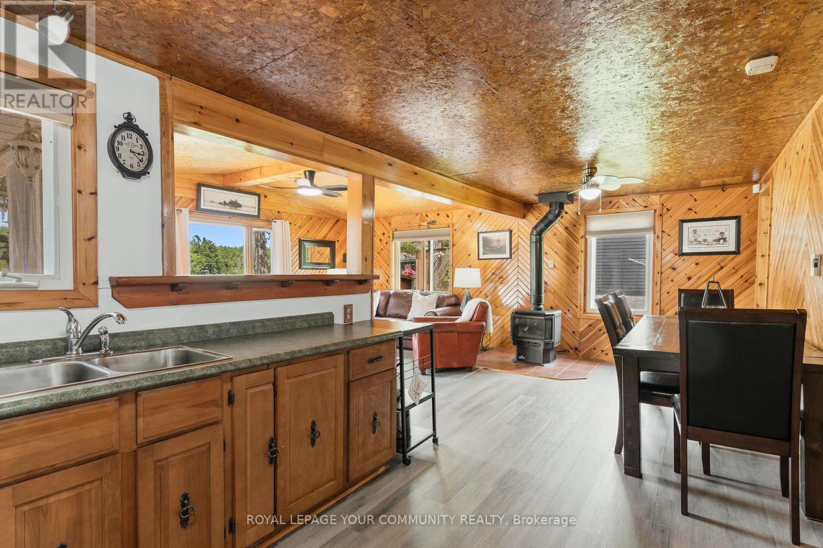 Photo 28 of 1139 Canuck Trail, Minden Hills ON