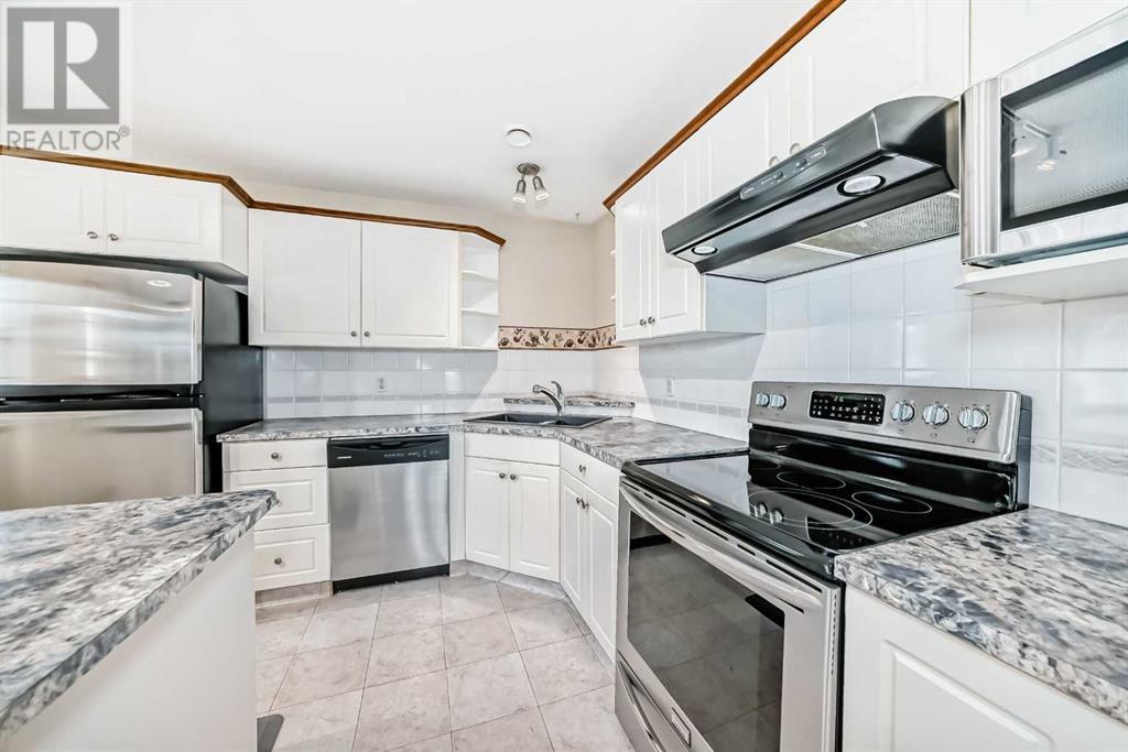 Photo 26 of 16 E 32 Daines Avenue, Red Deer AB