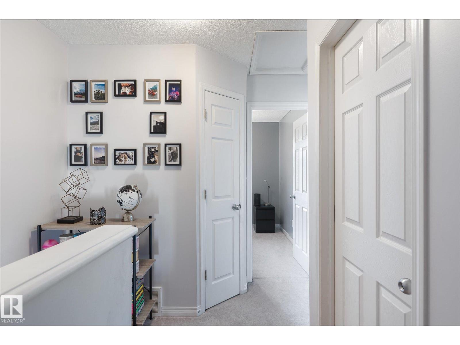 Photo 22 of 53 9151 Shaw Wy Sw, Edmonton AB