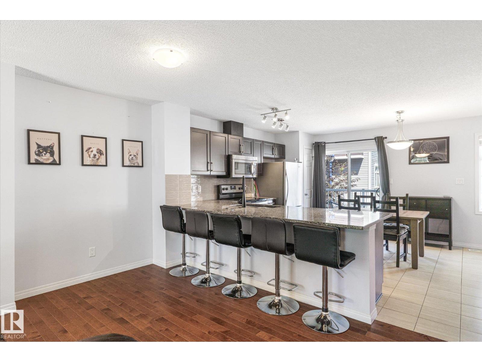 Photo 12 of 53 9151 Shaw Wy Sw, Edmonton AB