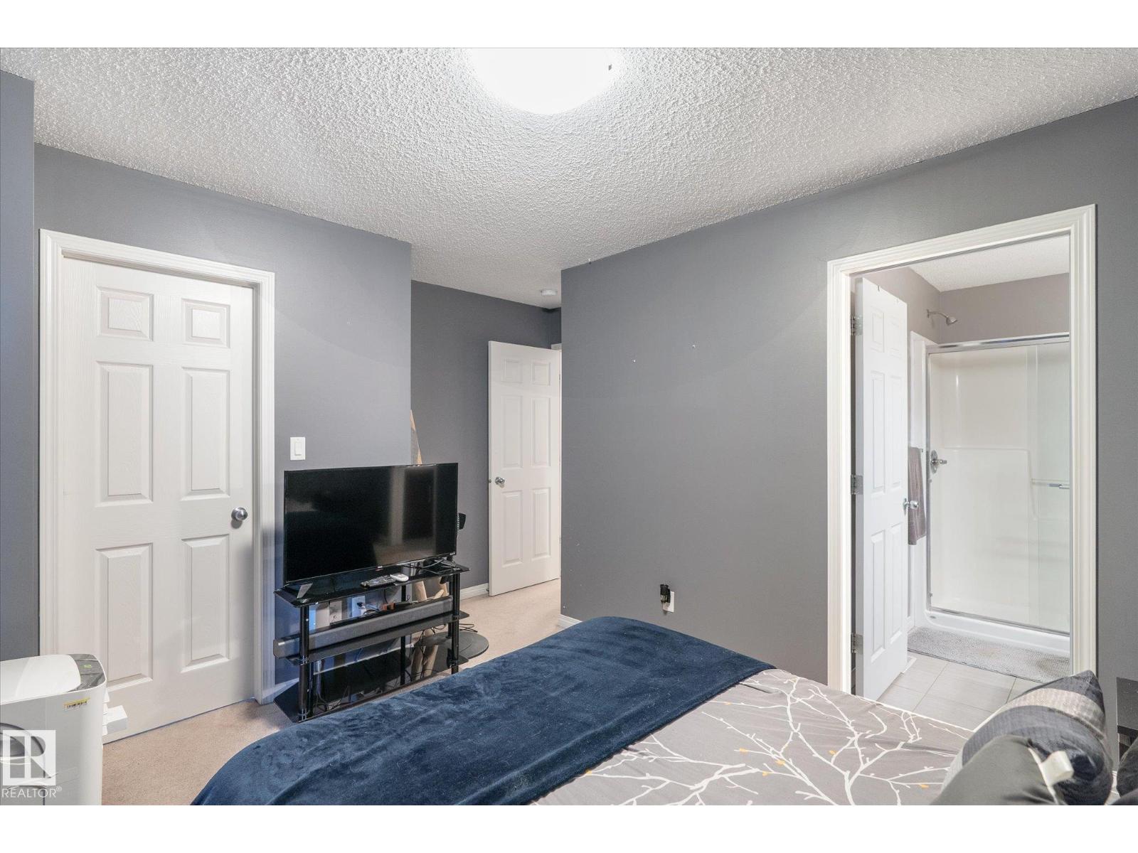 Photo 19 of 53 9151 Shaw Wy Sw, Edmonton AB