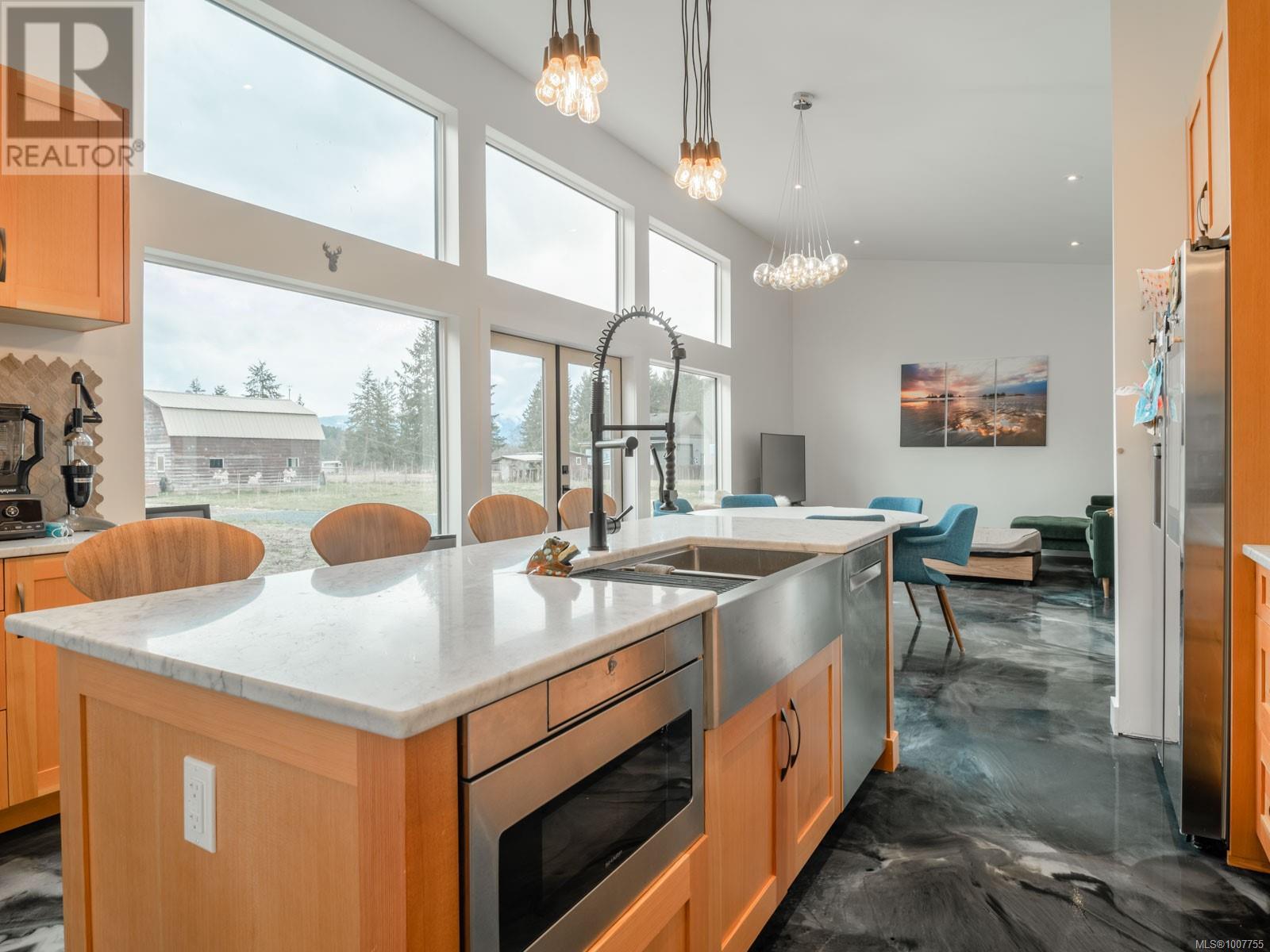 6415 Walker Rd, Port Alberni