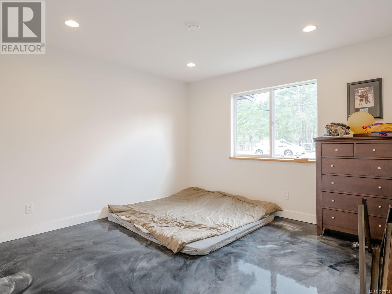 6415 Walker Rd, Port Alberni
