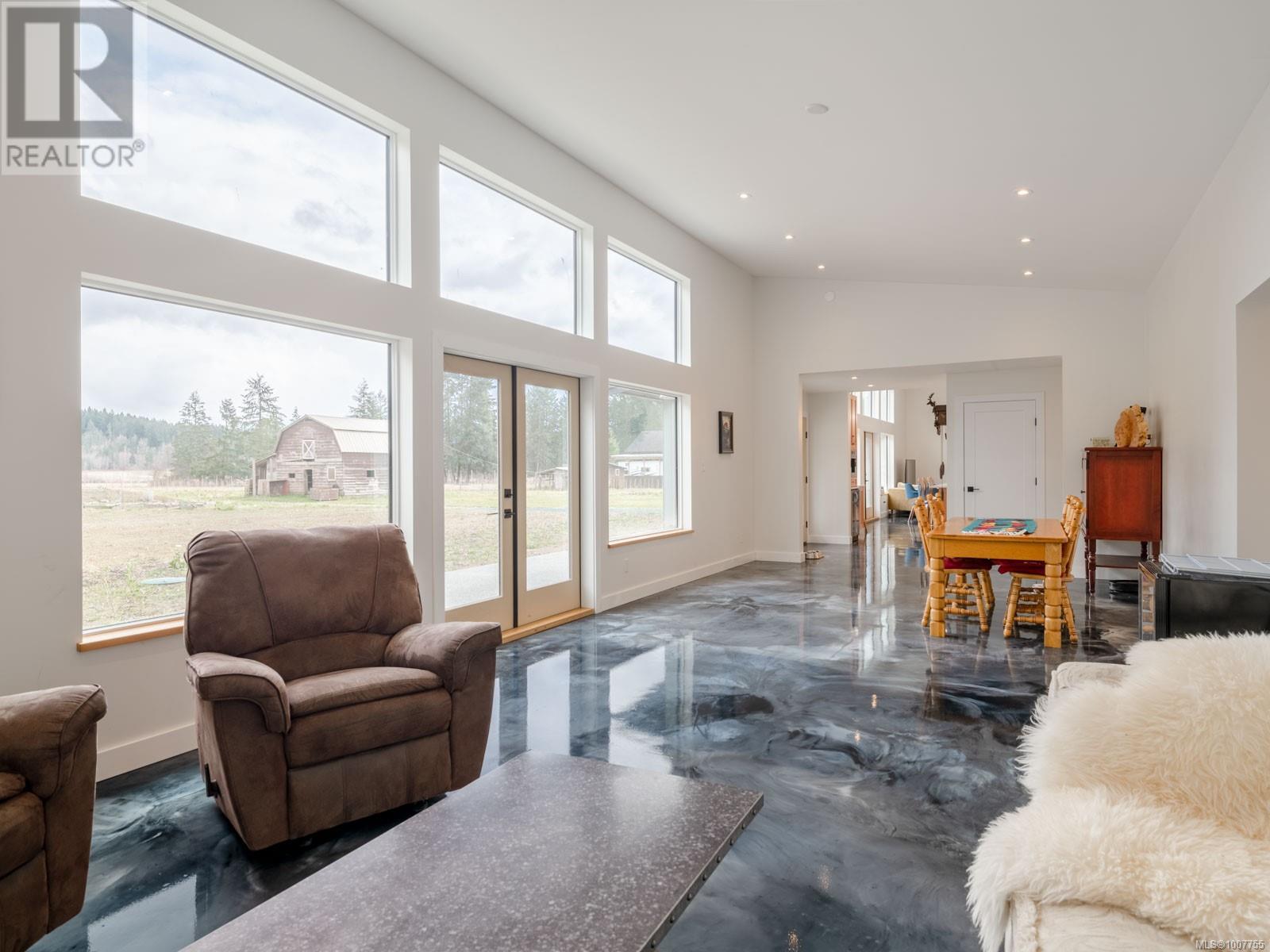 6415 Walker Rd, Port Alberni