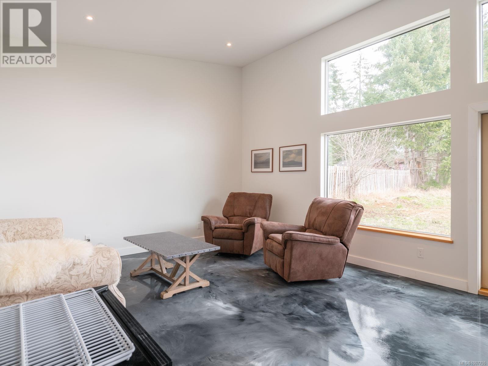 6415 Walker Rd, Port Alberni