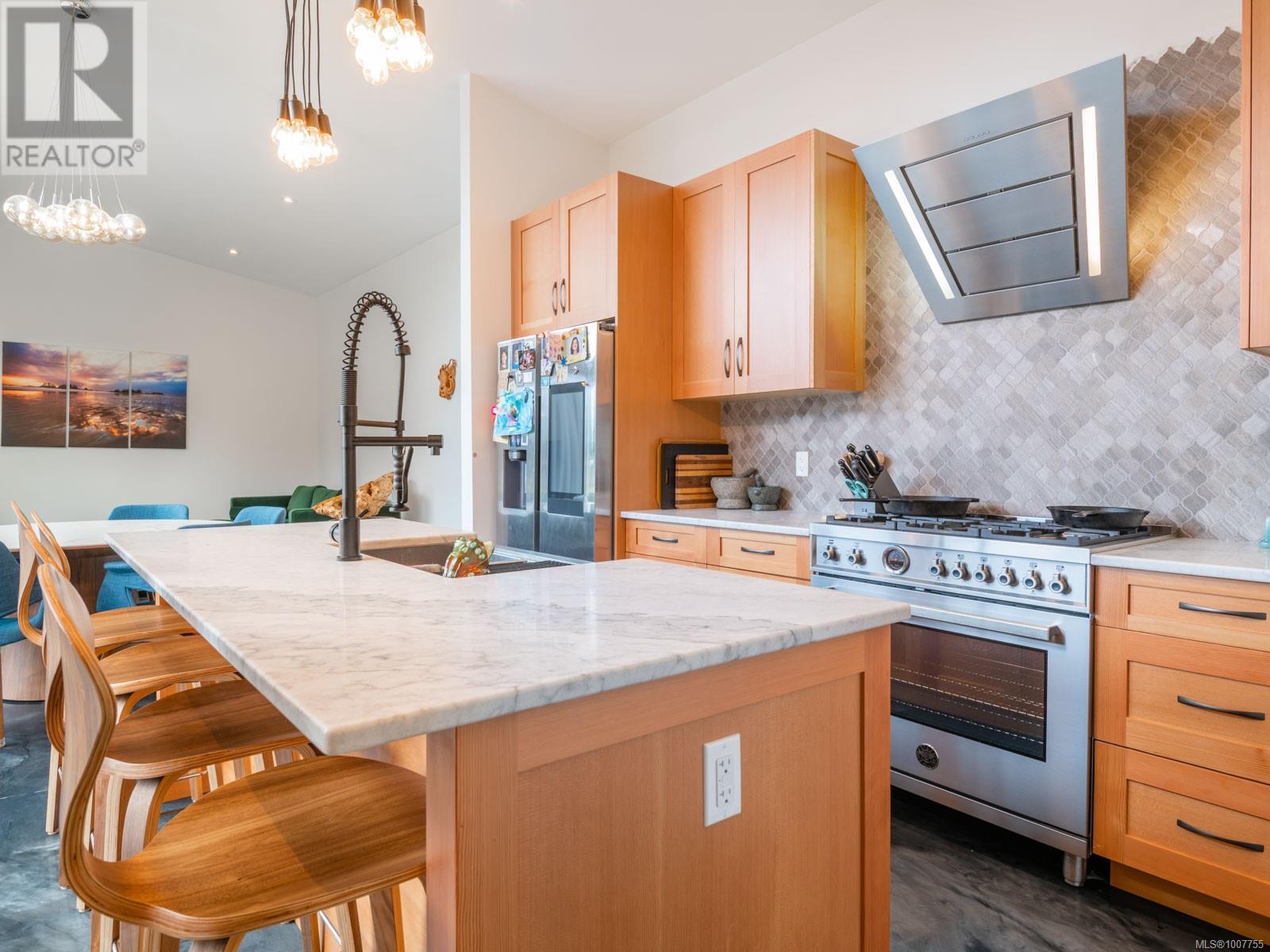 6415 Walker Rd, Port Alberni
