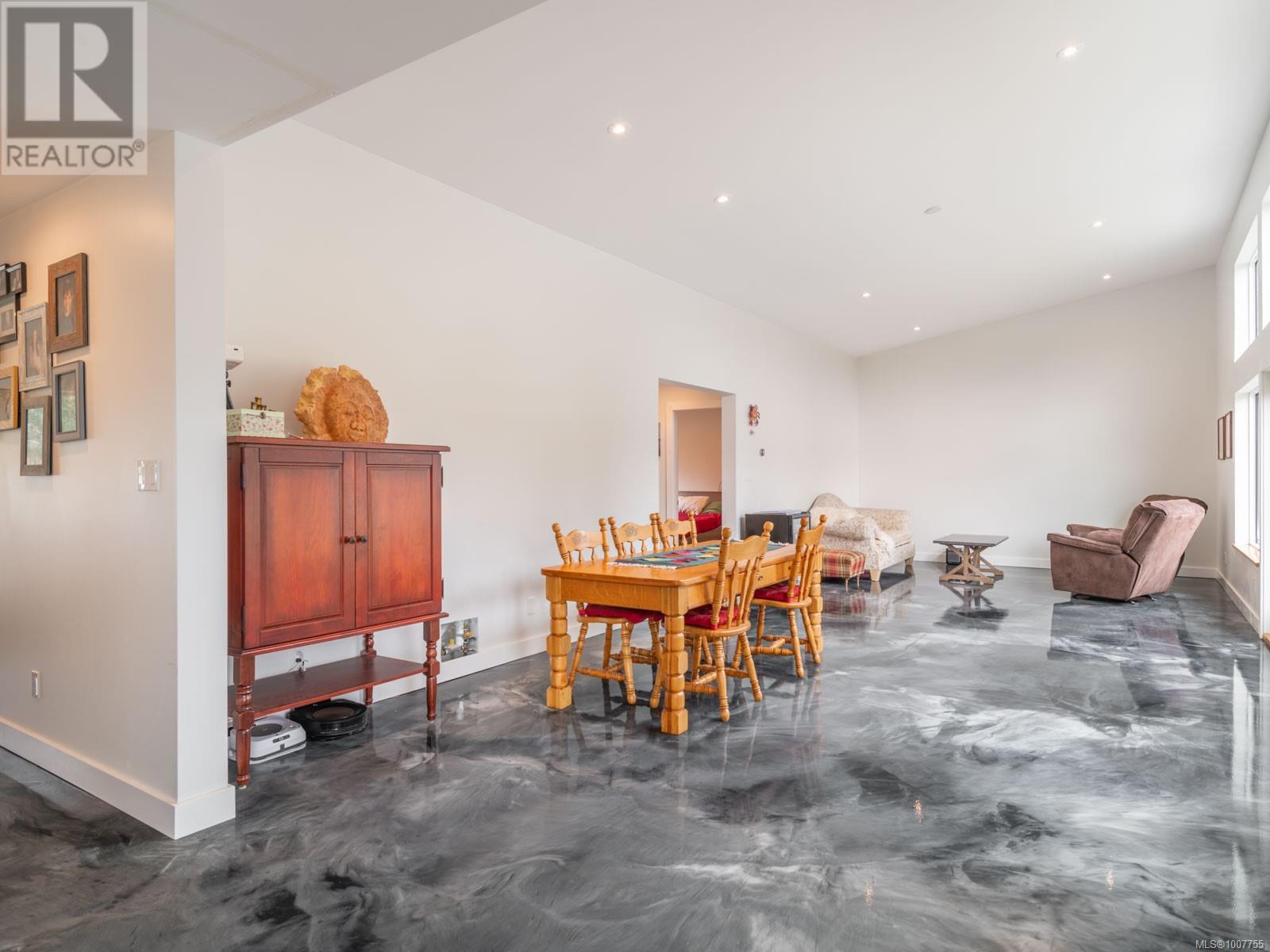 6415 Walker Rd, Port Alberni
