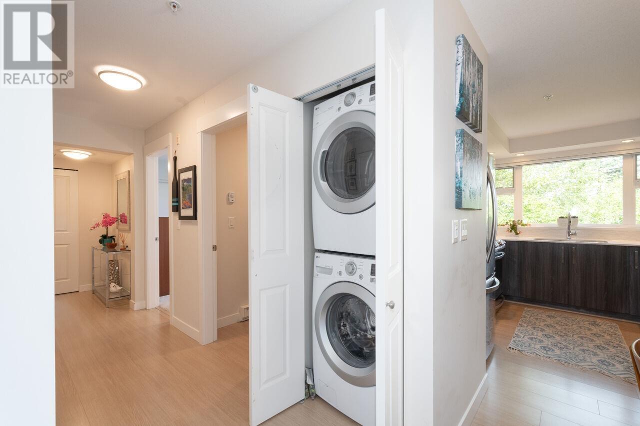 Photo 29 of 407 160 Shoreline Circle, Port Moody BC