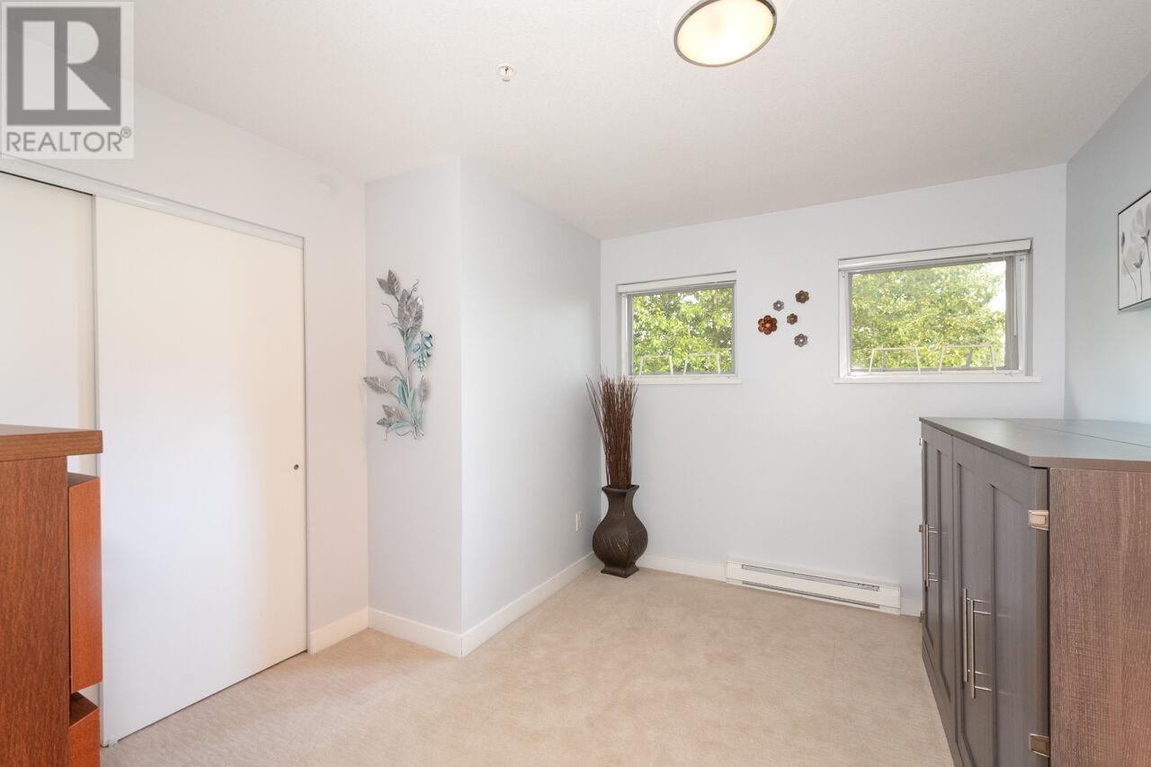 Photo 3 of 407 160 Shoreline Circle, Port Moody BC