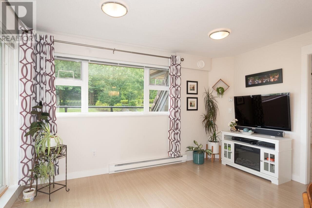 Photo 10 of 407 160 Shoreline Circle, Port Moody BC