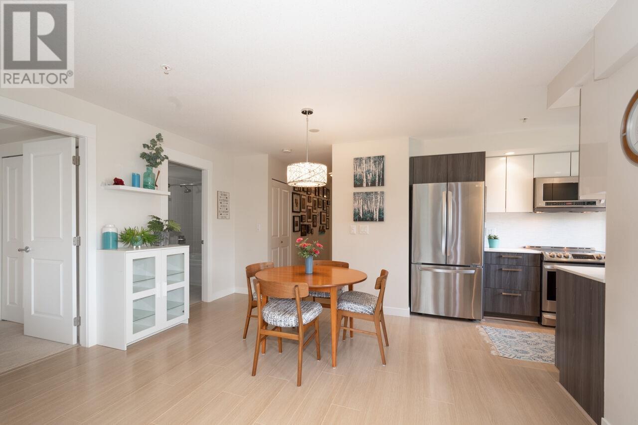Photo 12 of 407 160 Shoreline Circle, Port Moody BC