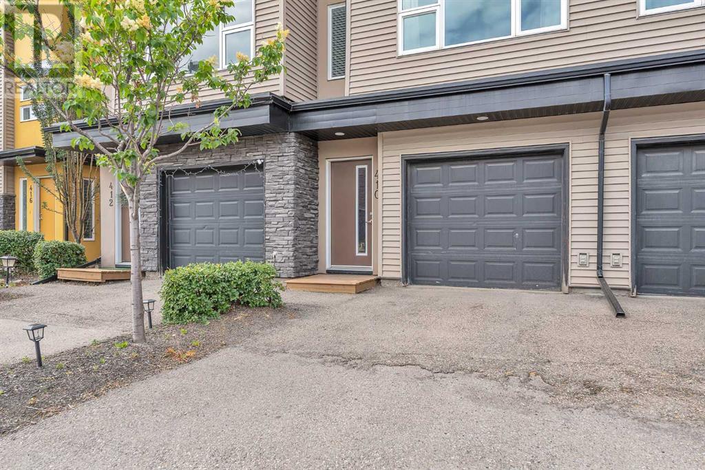 Single Family House for Sale in  Covecreek Circle NE Coventry Hills Calgary 