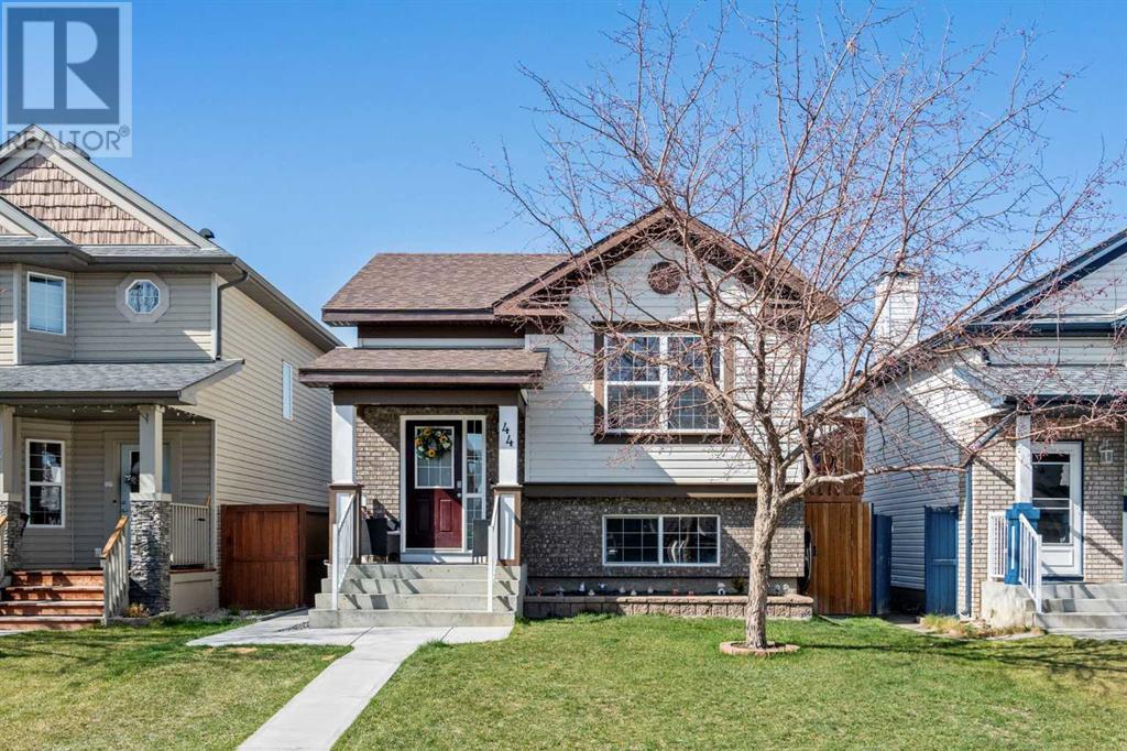 Single Family House Bi-level for Sale in  Covepark Place NE Coventry Hills Calgary 
