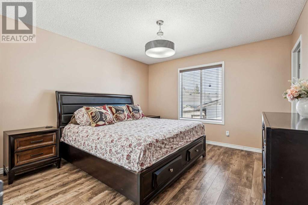 Single Family House Bi-level for Sale in  Covepark Place NE Coventry Hills Calgary 