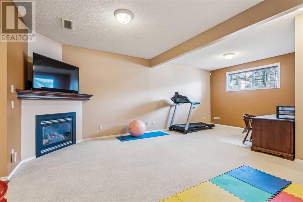 Single Family House Bi-level for Sale in  Covepark Place NE Coventry Hills Calgary 