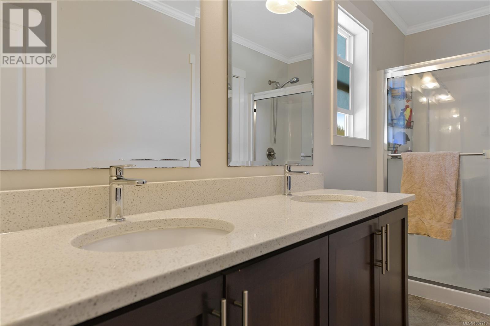 Photo 35 of 17 Saanich Ridge Dr, Central Saanich BC