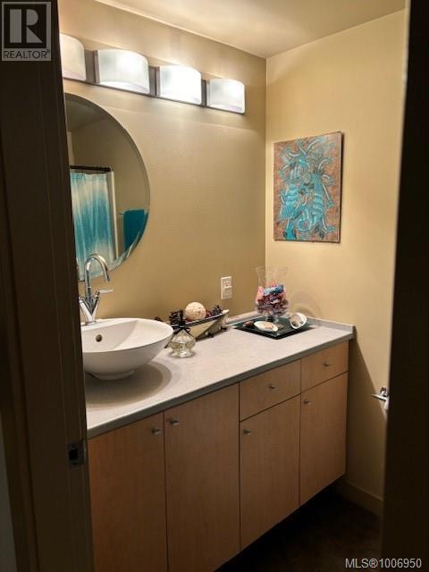 #302 1030 YATES ST - Image 17