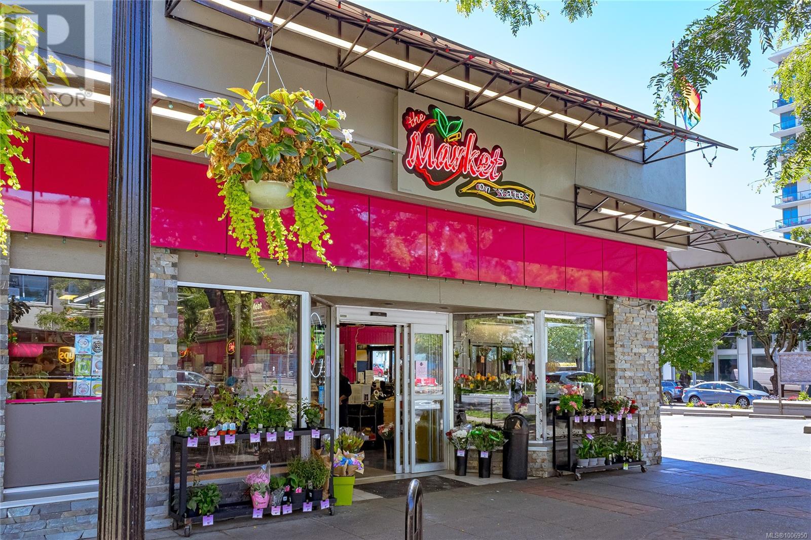 #302 1030 YATES ST - Image 29