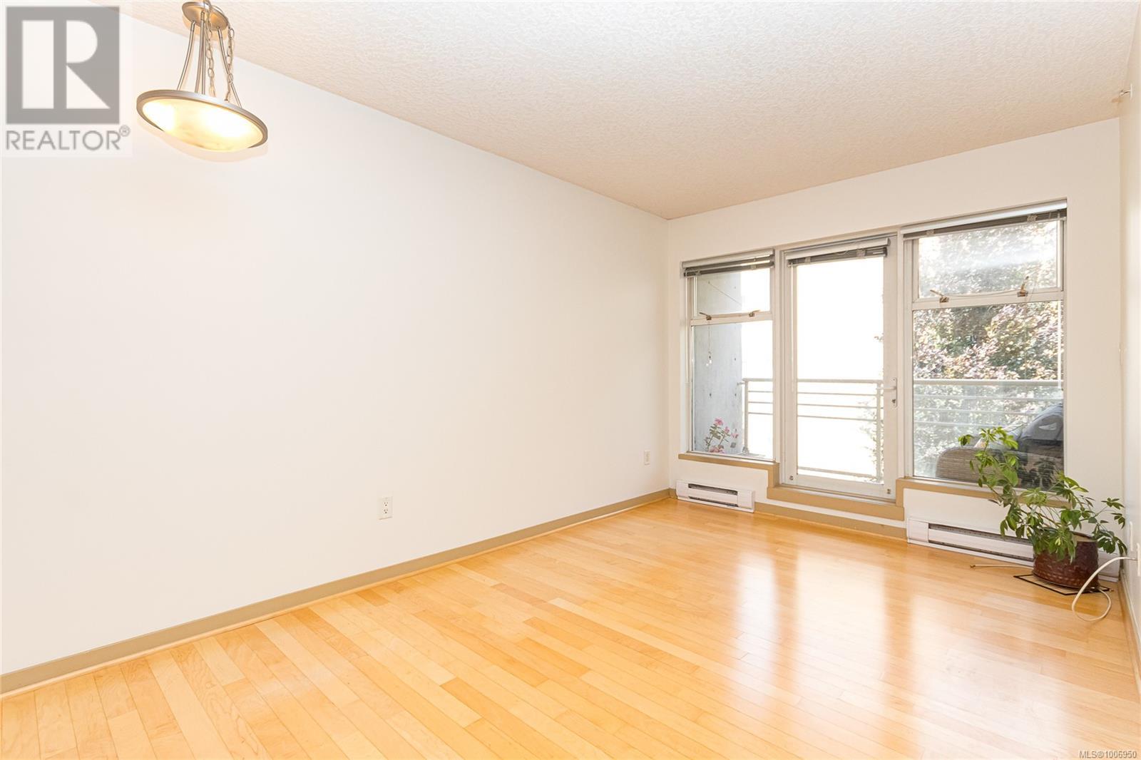 #302 1030 YATES ST - Image 5
