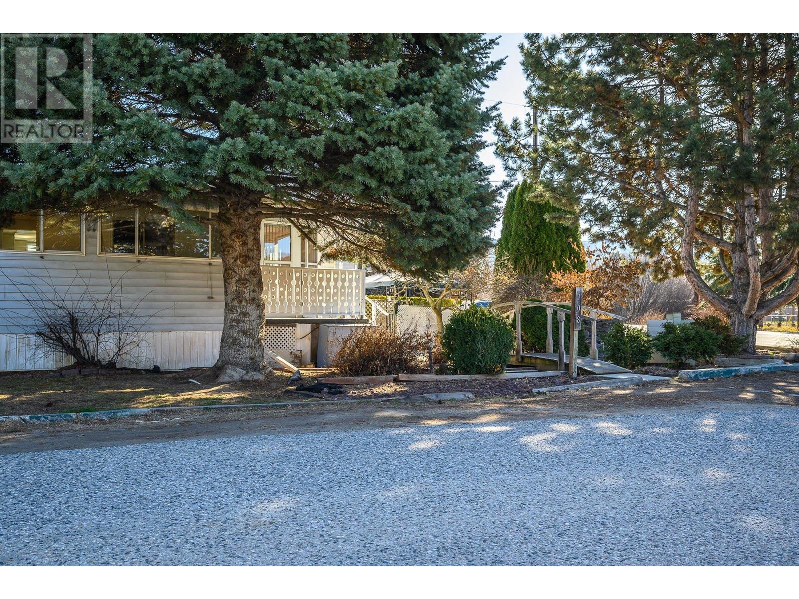 108 720 Commonwealth Road, Kelowna