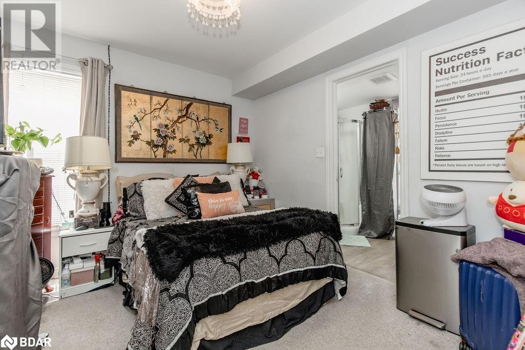 Photo 8 of 246 Penetanguishene Rd Unit 6, Barrie ON