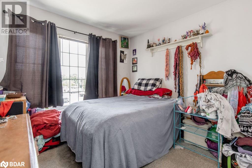 Photo 1 of 246 Penetanguishene Rd Unit 6, Barrie ON