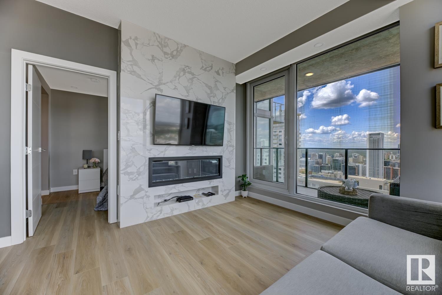 Photo 8 of 2902 10180 103 St Nw, Edmonton AB