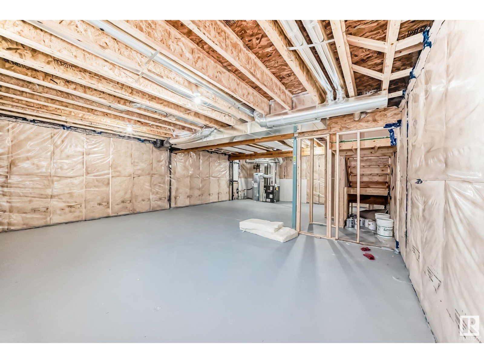 Photo 40 of 4223 206 St Nw, Edmonton AB