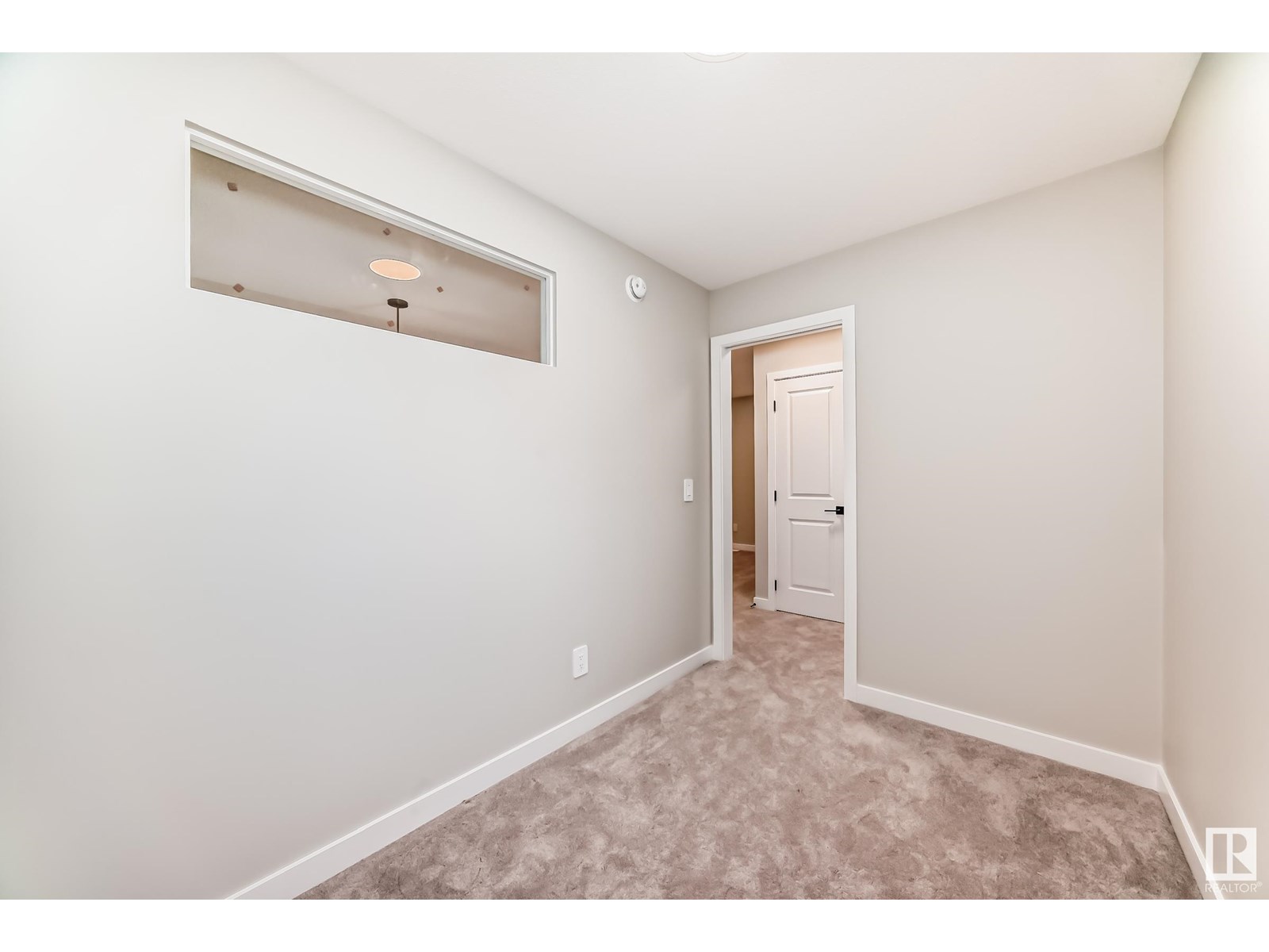Photo 41 of 4223 206 St Nw, Edmonton AB