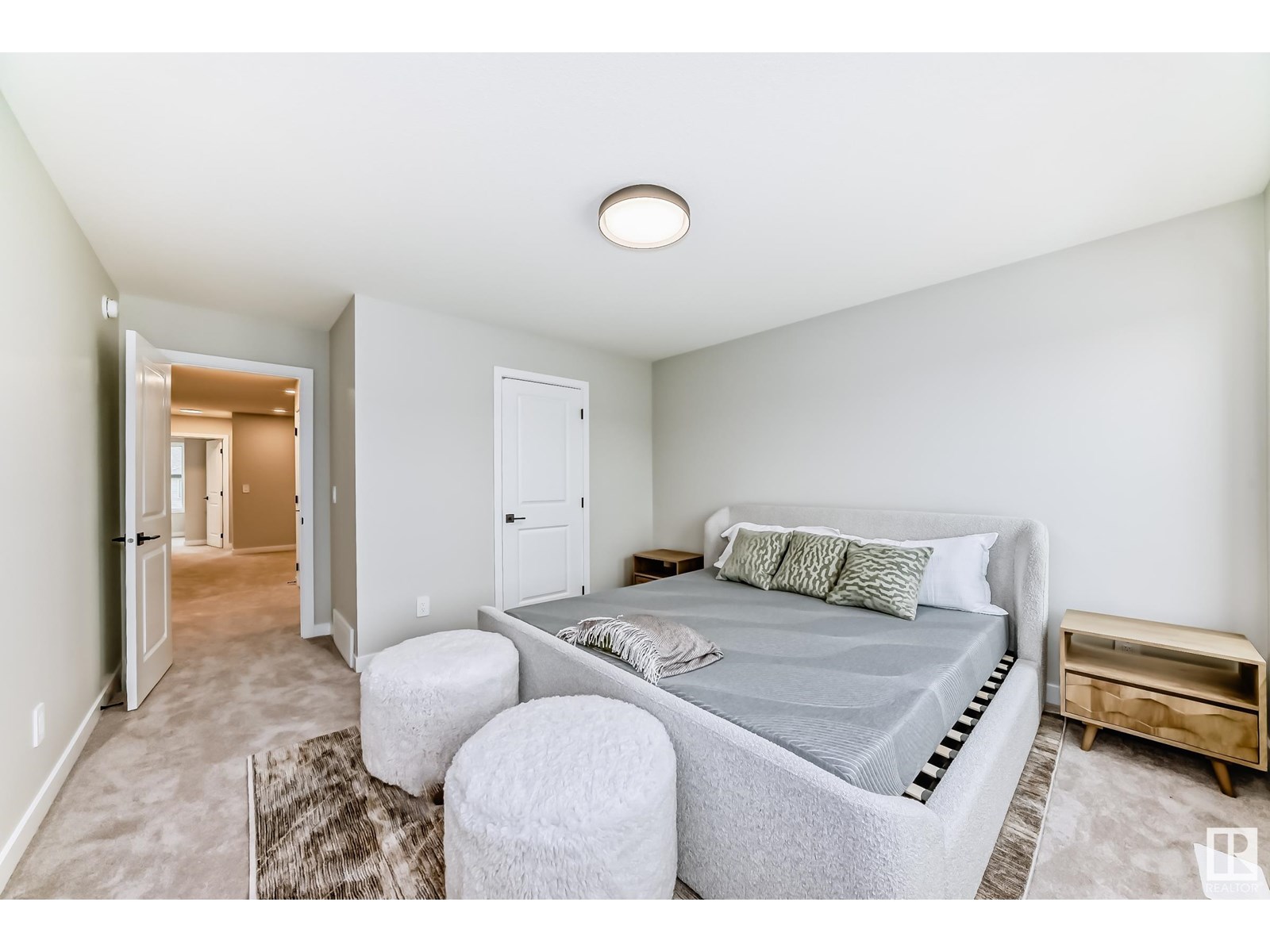 Photo 23 of 4223 206 St Nw, Edmonton AB