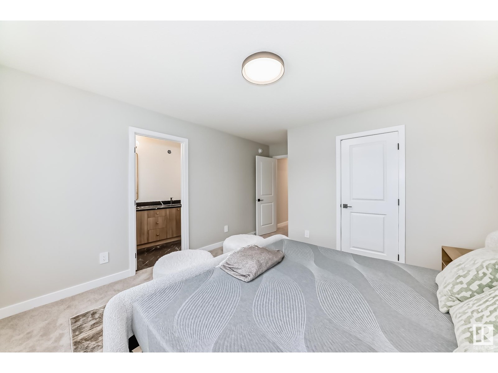 Photo 42 of 4223 206 St Nw, Edmonton AB