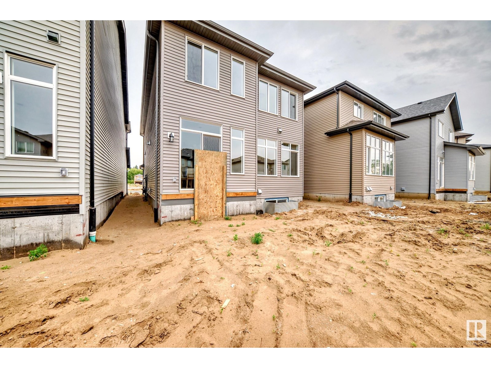 Photo 26 of 4223 206 St Nw, Edmonton AB
