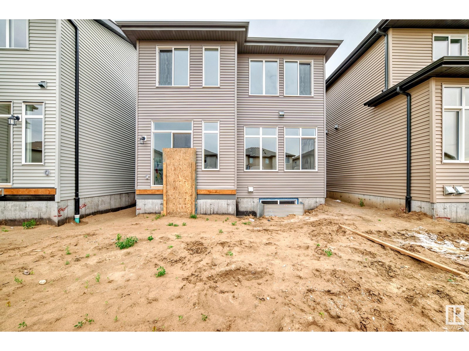 Photo 35 of 4223 206 St Nw, Edmonton AB