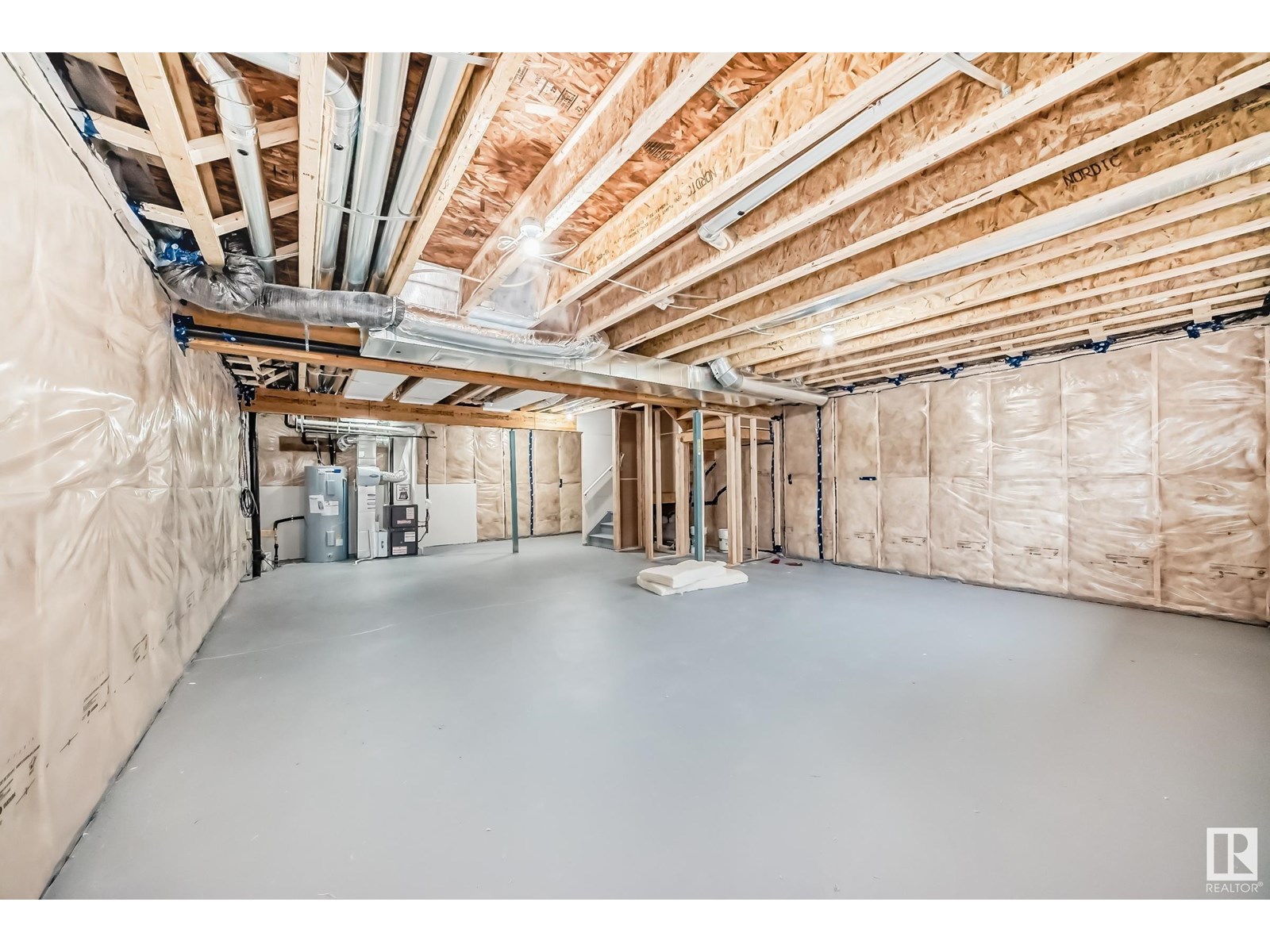 Photo 31 of 4223 206 St Nw, Edmonton AB